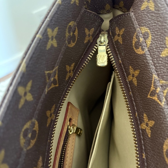 Louis Vuitton Monogram Totally MM Tote – Authentic, Great Condition, TH0091 - Picture 11 of 14